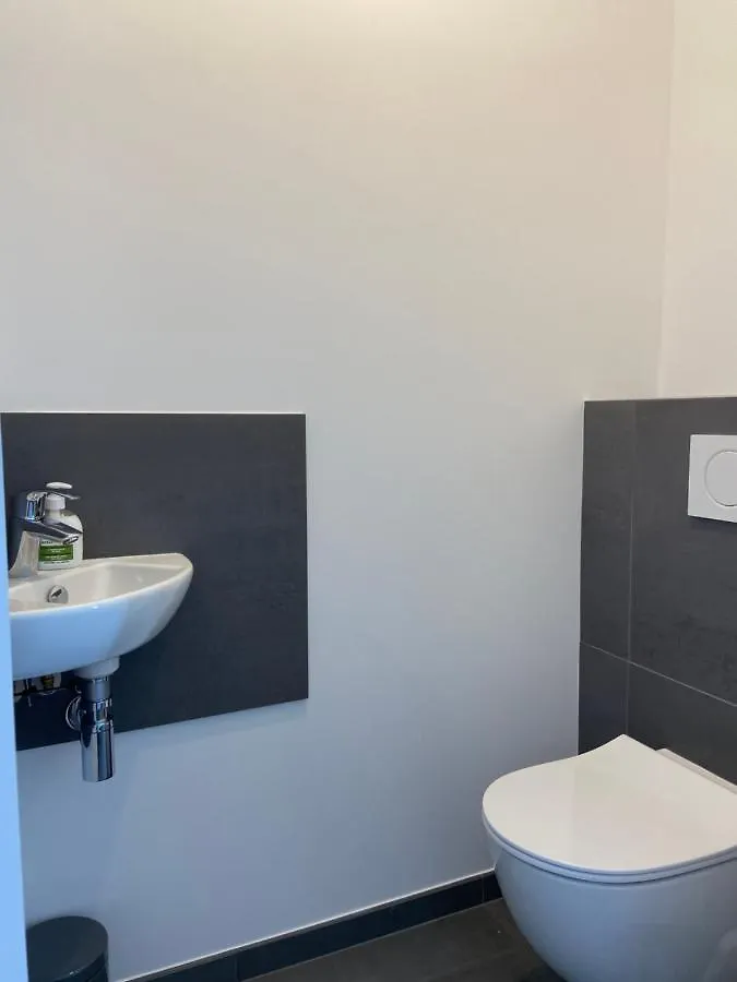 Appartement Avec Terrasse Et Parking Prive Logement C Ploemeur