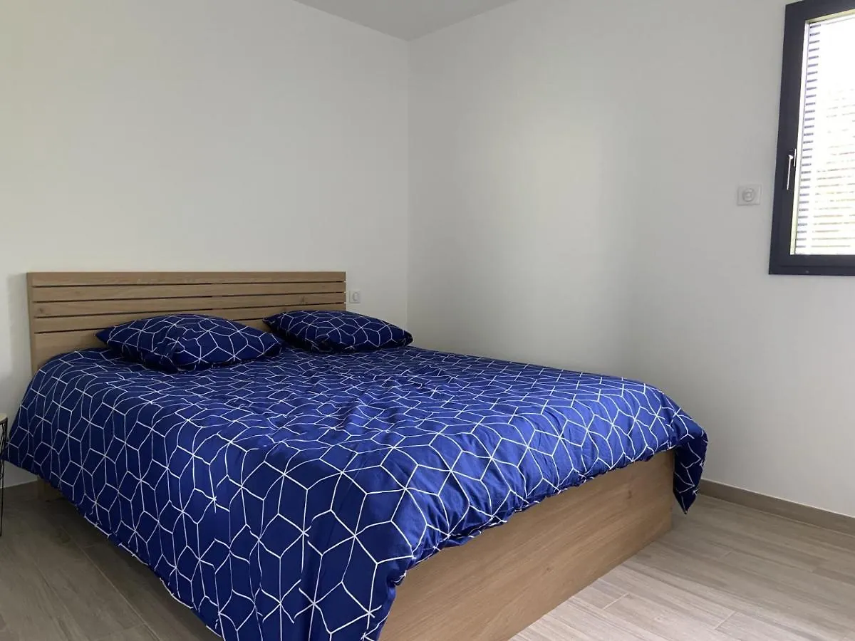 Apartment Appartement Avec Terrasse Et Parking Prive Logement C Ploemeur France